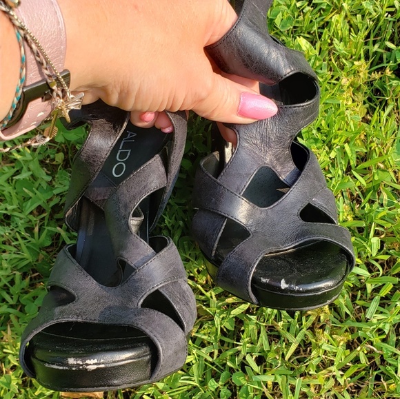 Aldo strappy zip up heels - Picture 6 of 6